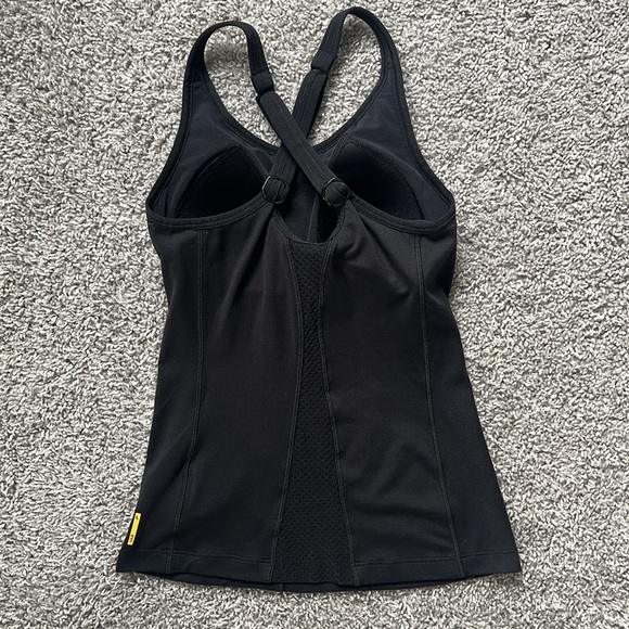 WOMENS LOLE TANK - Picture 3 of 3